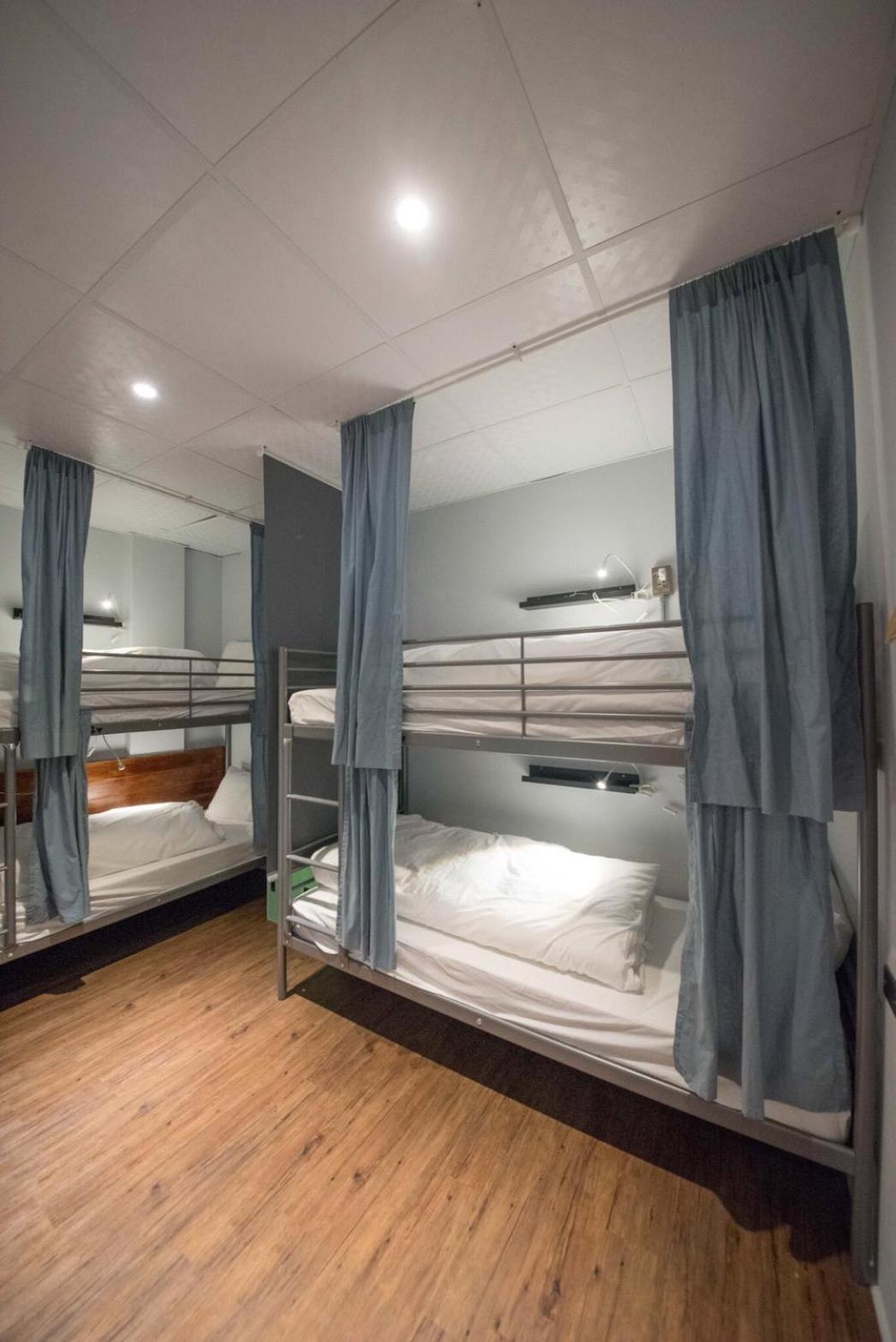 Deer Traveler Hostel หยูฉี ภายนอก รูปภาพ