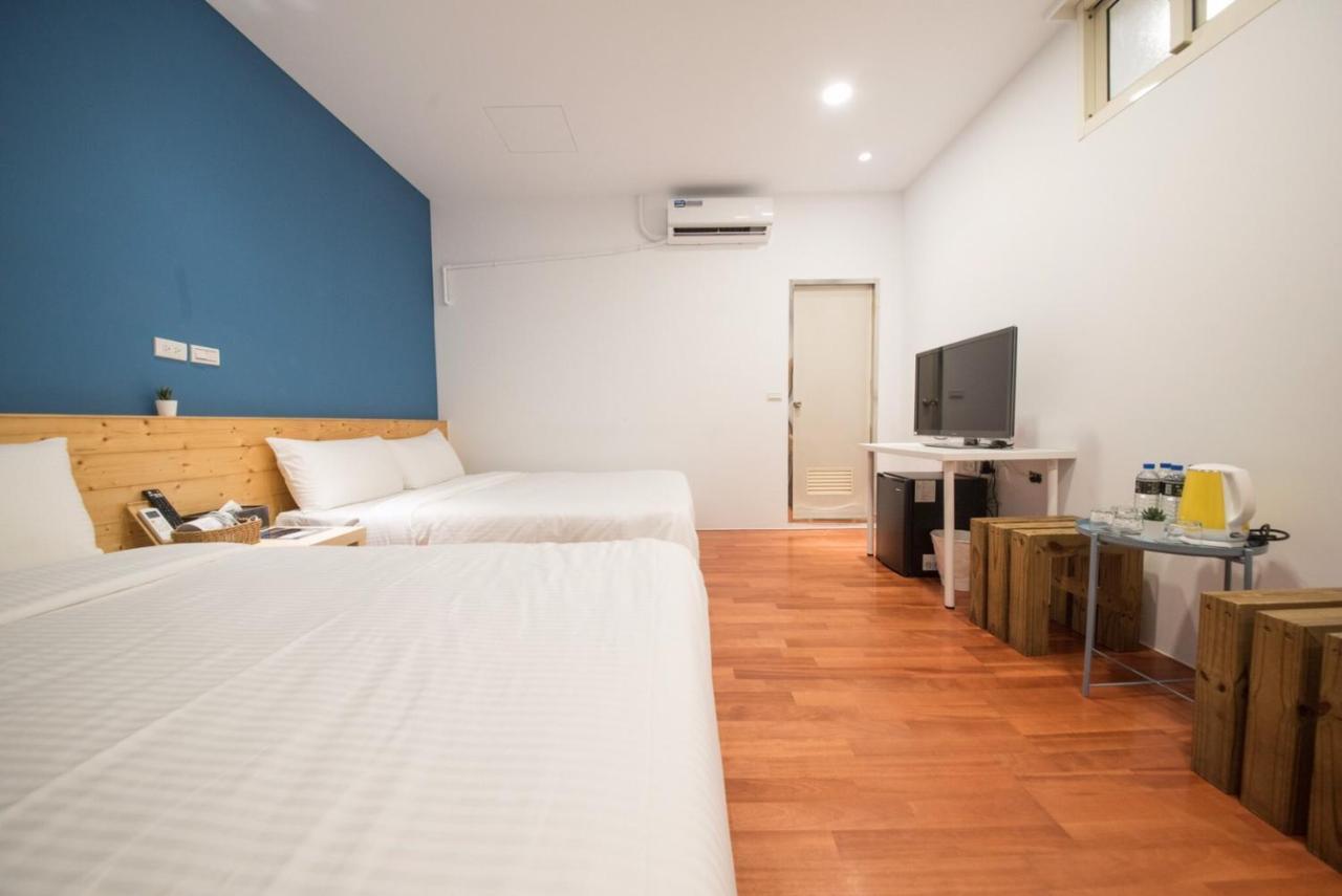 Deer Traveler Hostel หยูฉี ภายนอก รูปภาพ