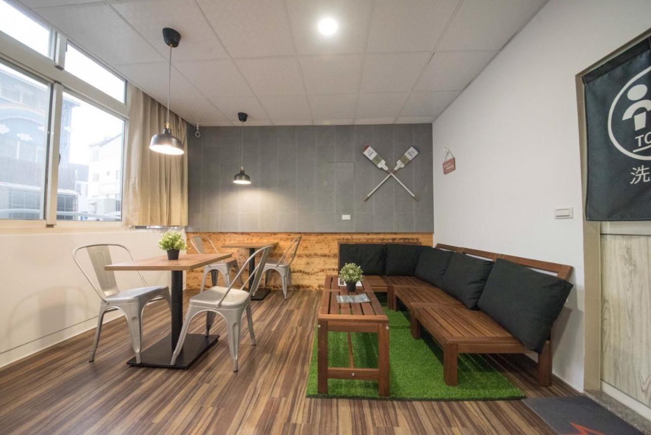 Deer Traveler Hostel หยูฉี ภายนอก รูปภาพ