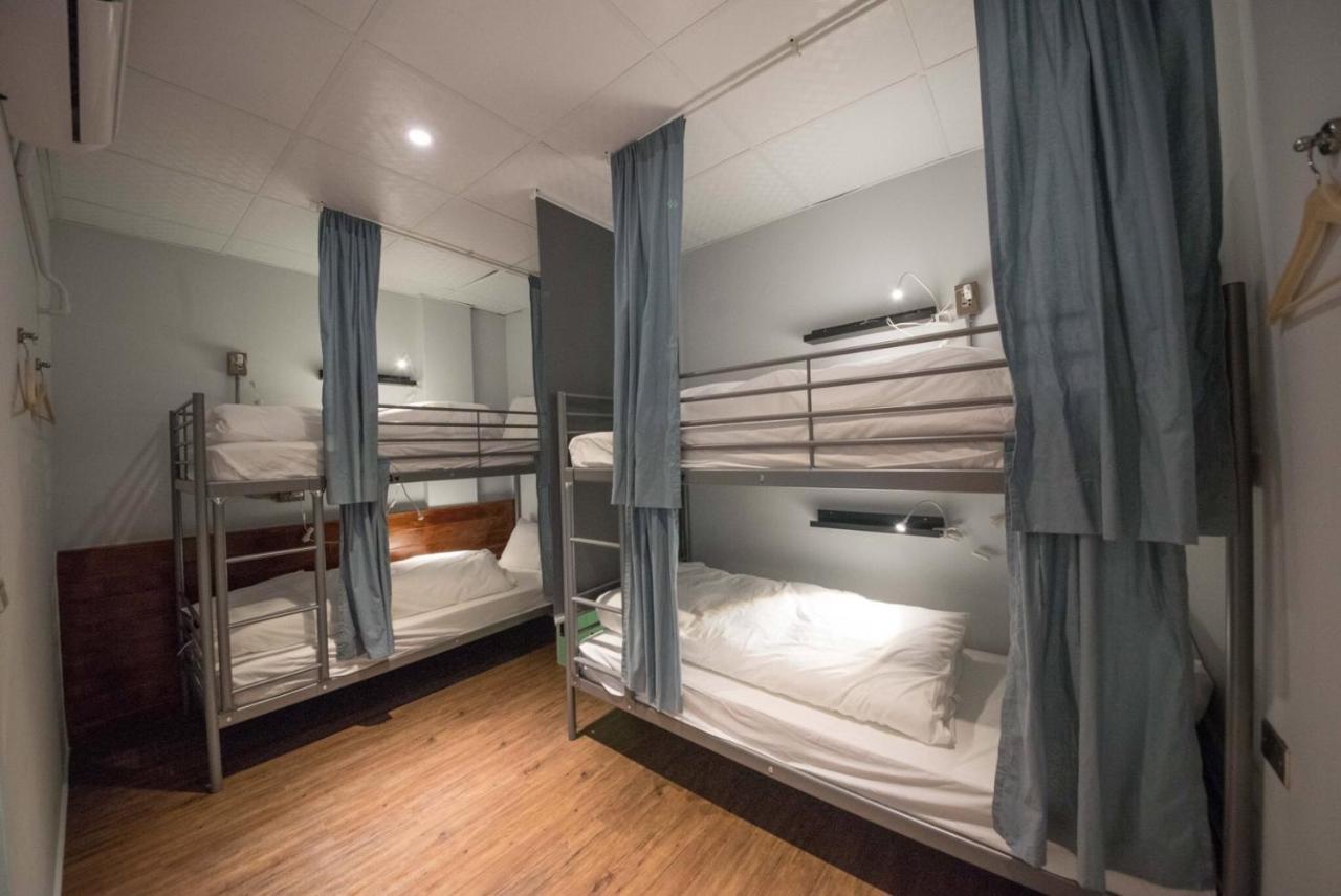 Deer Traveler Hostel หยูฉี ภายนอก รูปภาพ